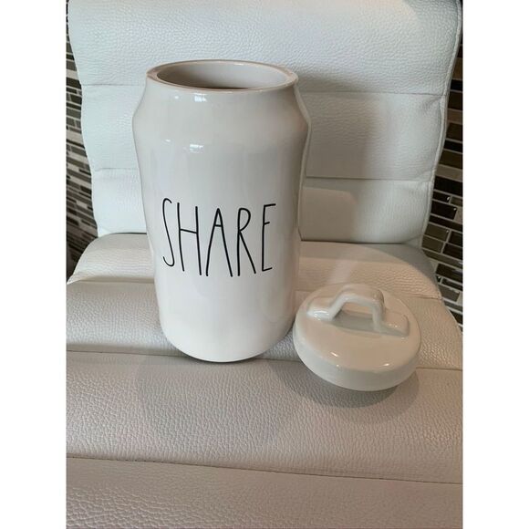 NWT Rae Dunn container - Picture 3 of 4